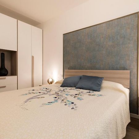 West Milan - Modern And Comfortable Apartment Esterno foto